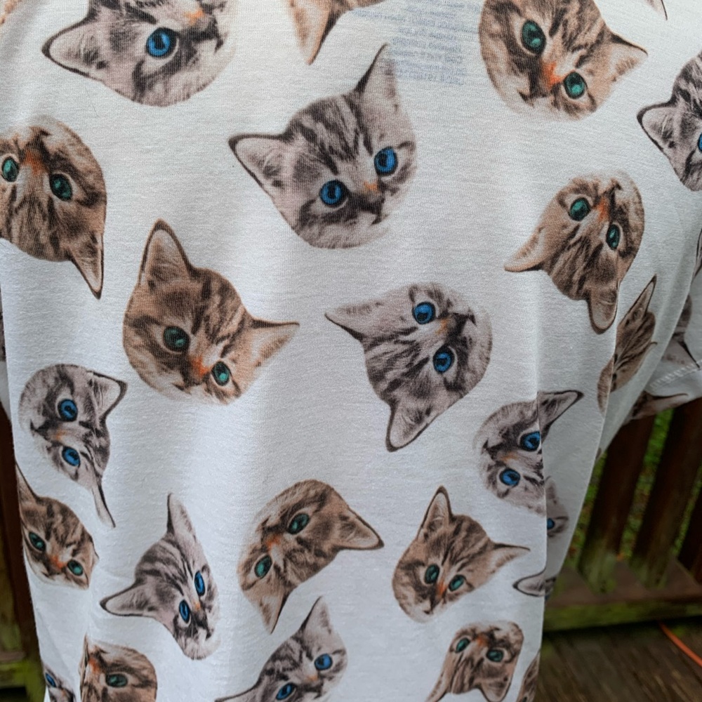 Kitten head tee - Picture 2 of 3